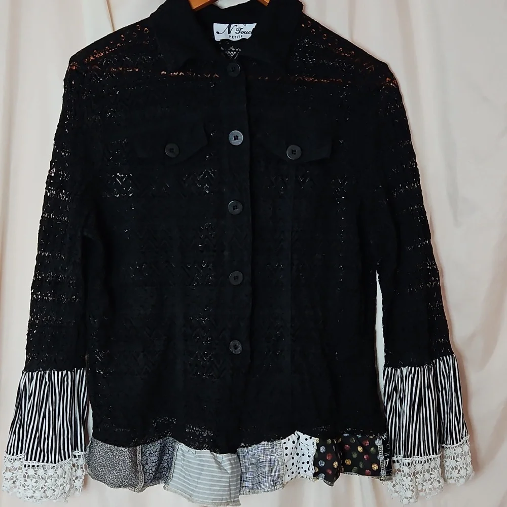 N Touch Black Lace Patchwork Top Women's Medium Button Up Flare Sleeves Goth Alt